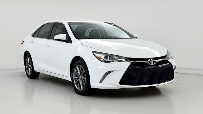 2017 Toyota Camry SE Hero Image