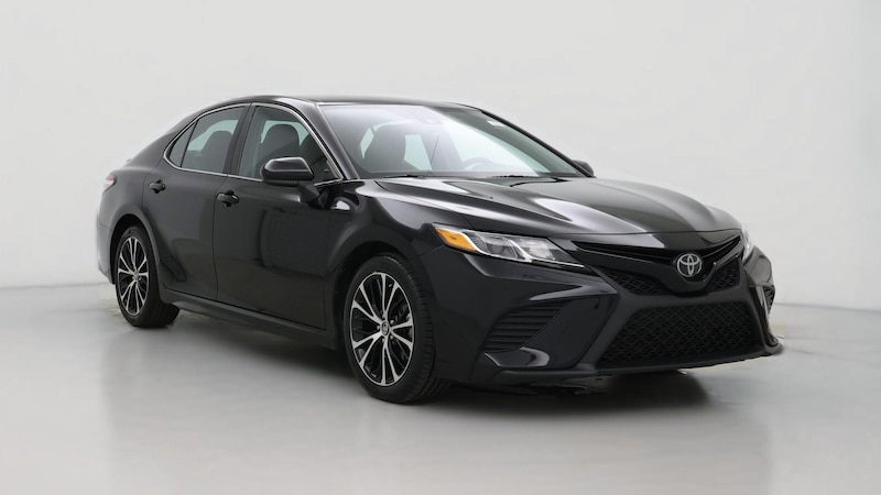 2020 Toyota Camry SE Hero Image