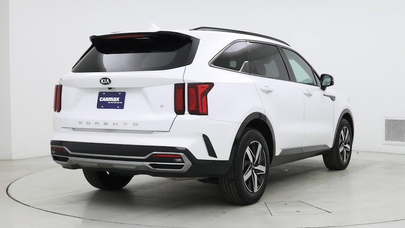 2021 Kia Sorento S 8