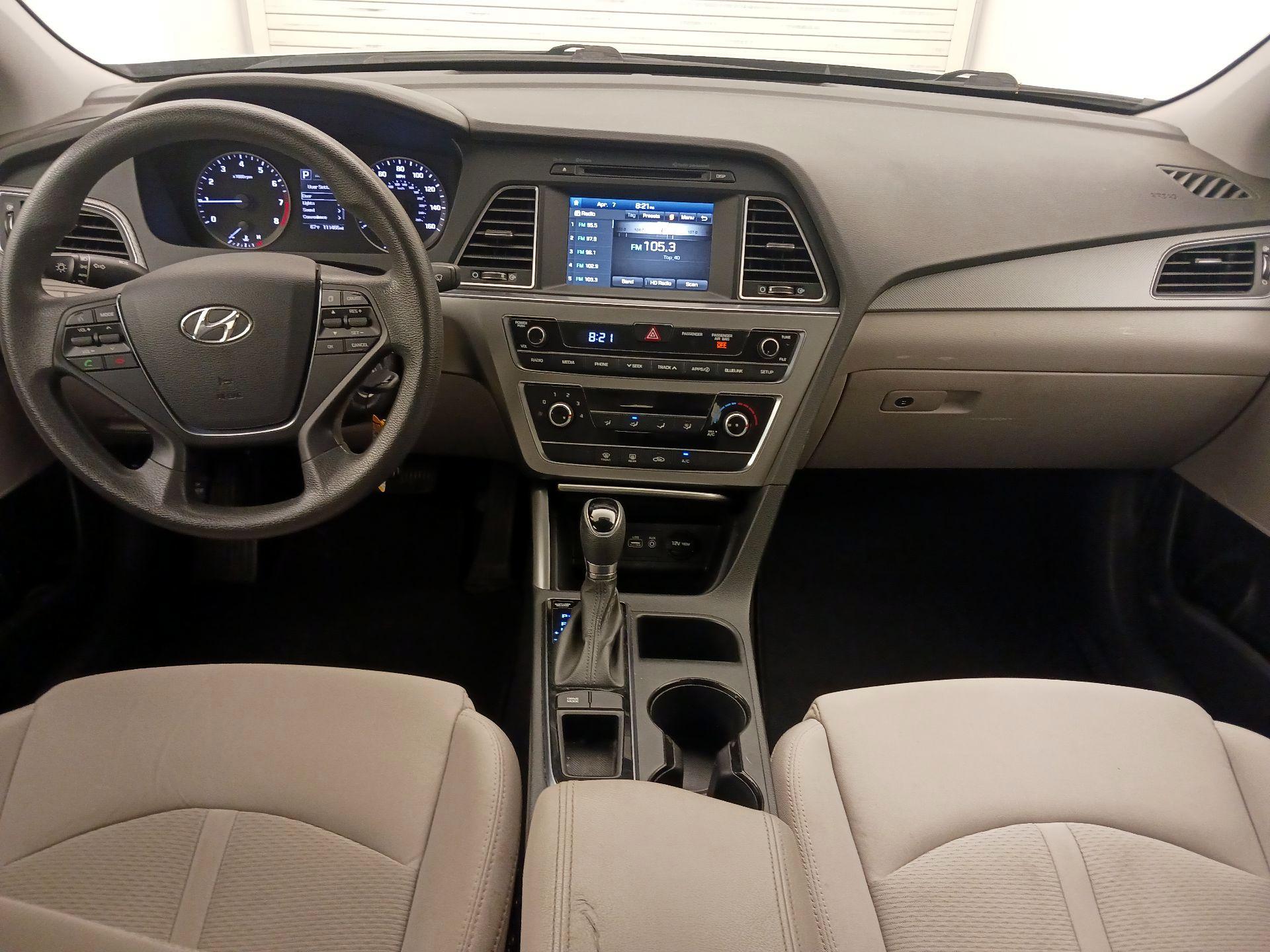Thumbnail: 2016 Hyundai Sonata - 9