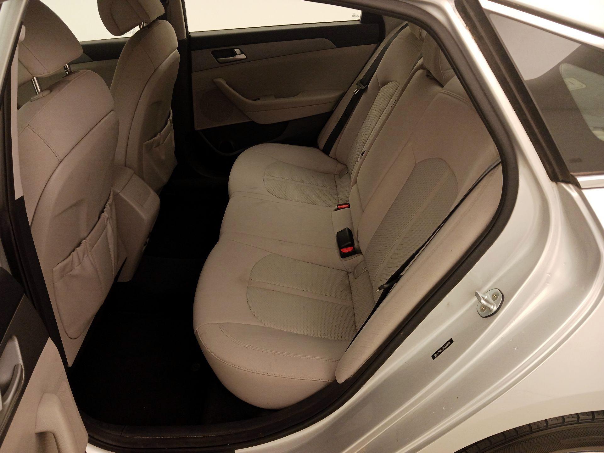 Thumbnail: 2016 Hyundai Sonata - 19
