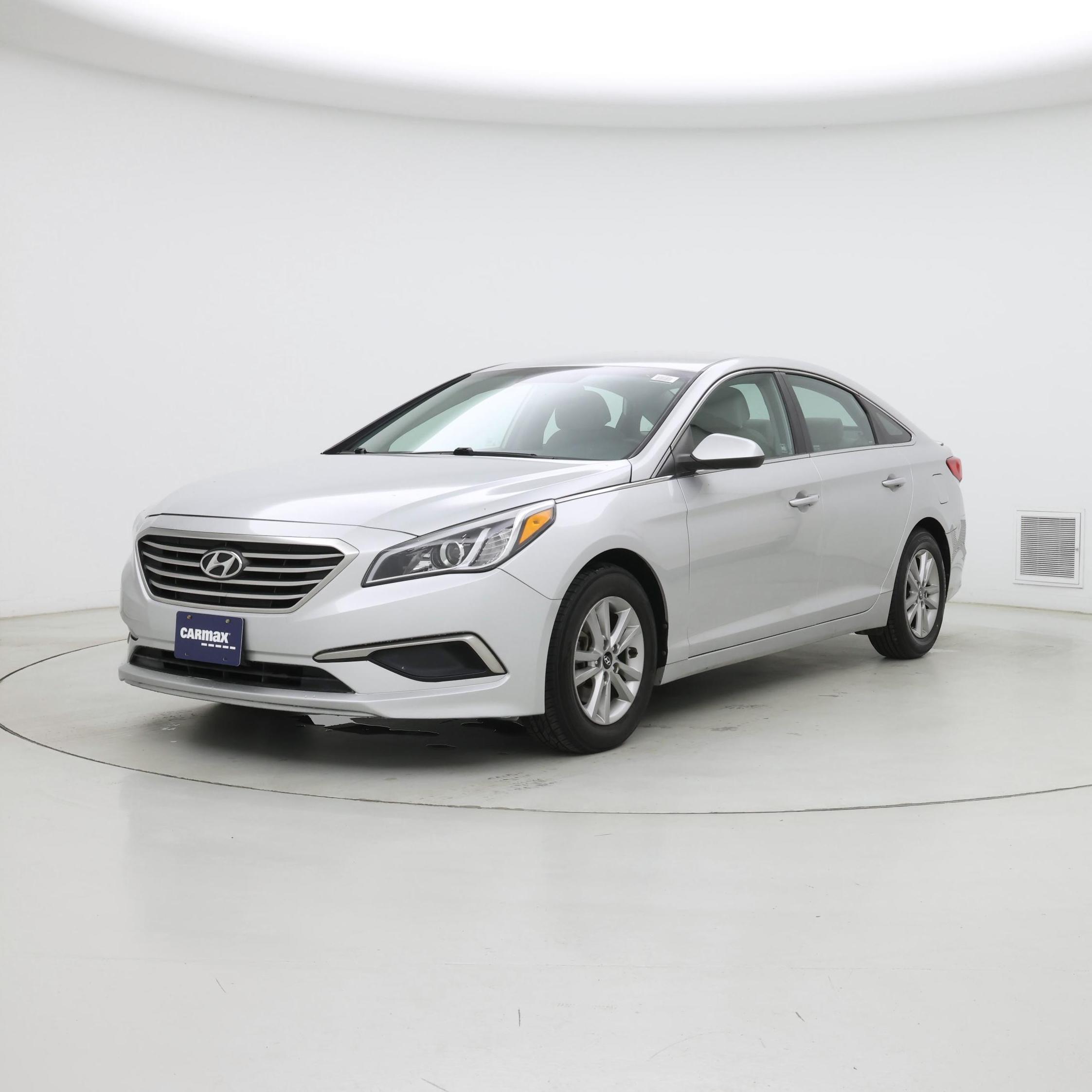 Thumbnail: 2016 Hyundai Sonata - 4
