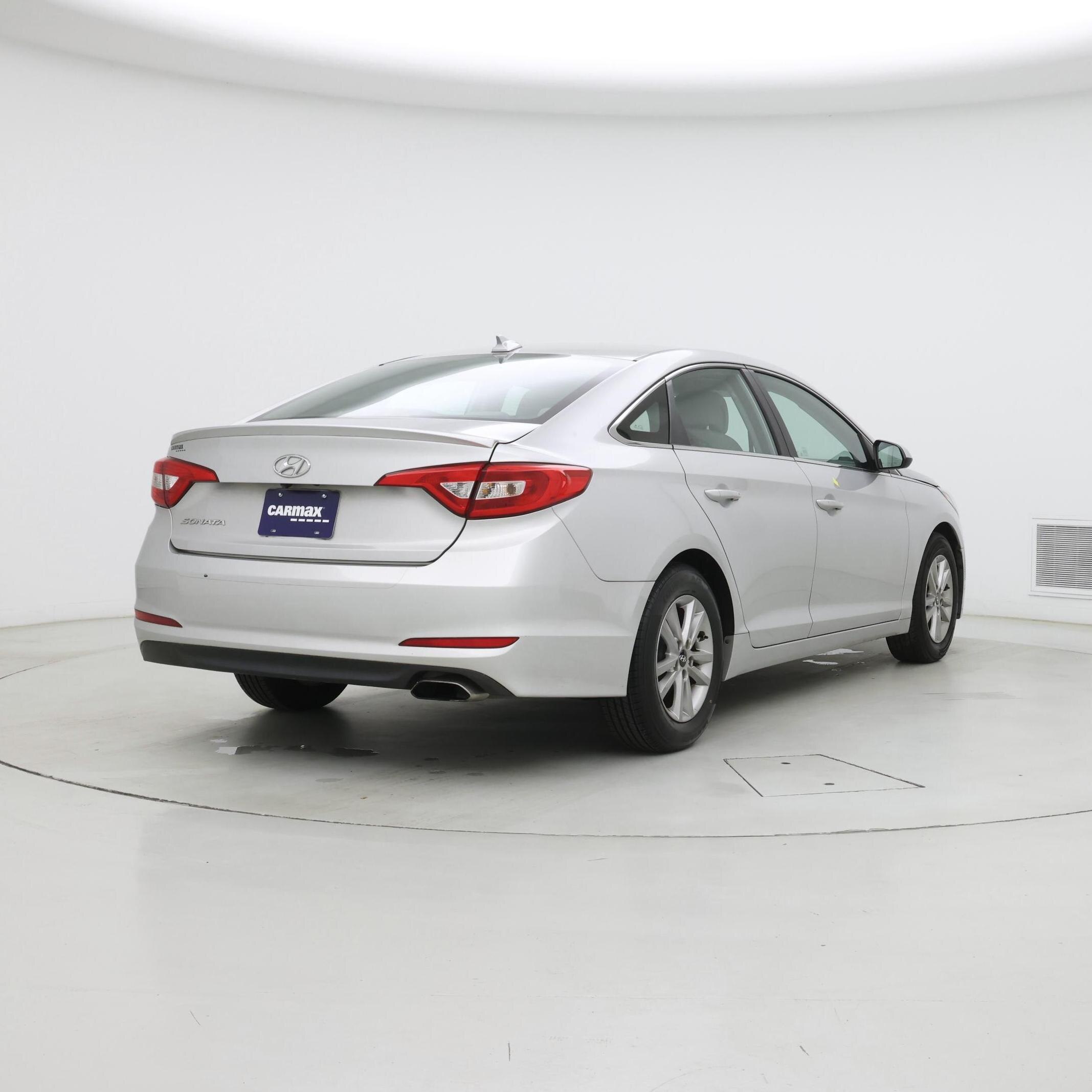 Thumbnail: 2016 Hyundai Sonata - 8