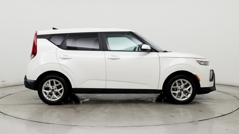 2022 Kia Soul LX 7