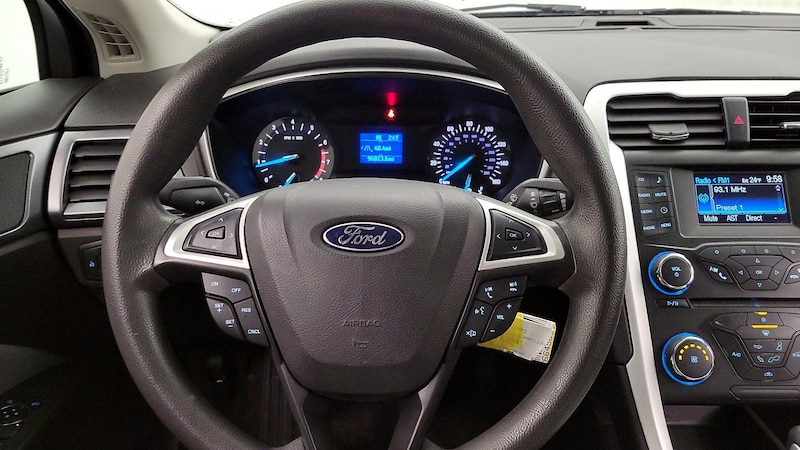 2014 Ford Fusion S 10