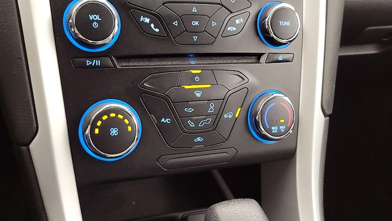 2014 Ford Fusion S 15