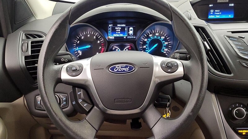 2016 Ford Escape SE 10