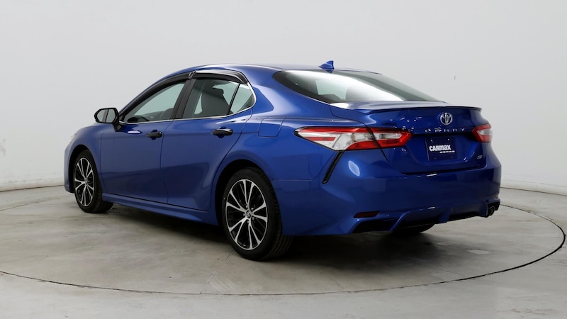 2020 Toyota Camry SE 2