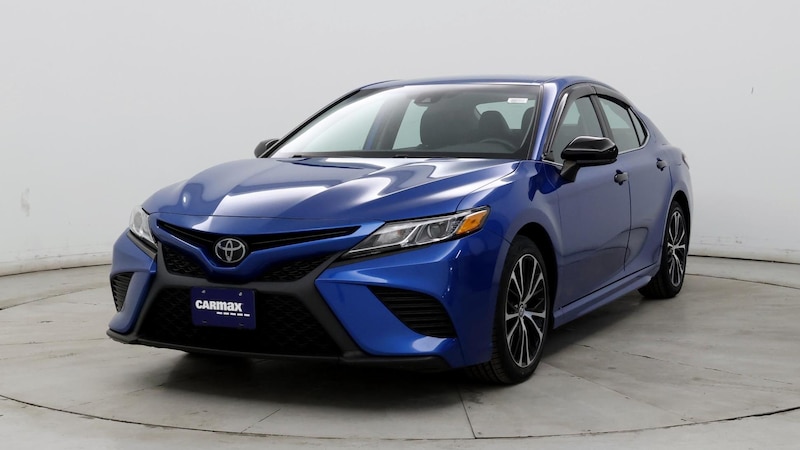 2020 Toyota Camry SE 4