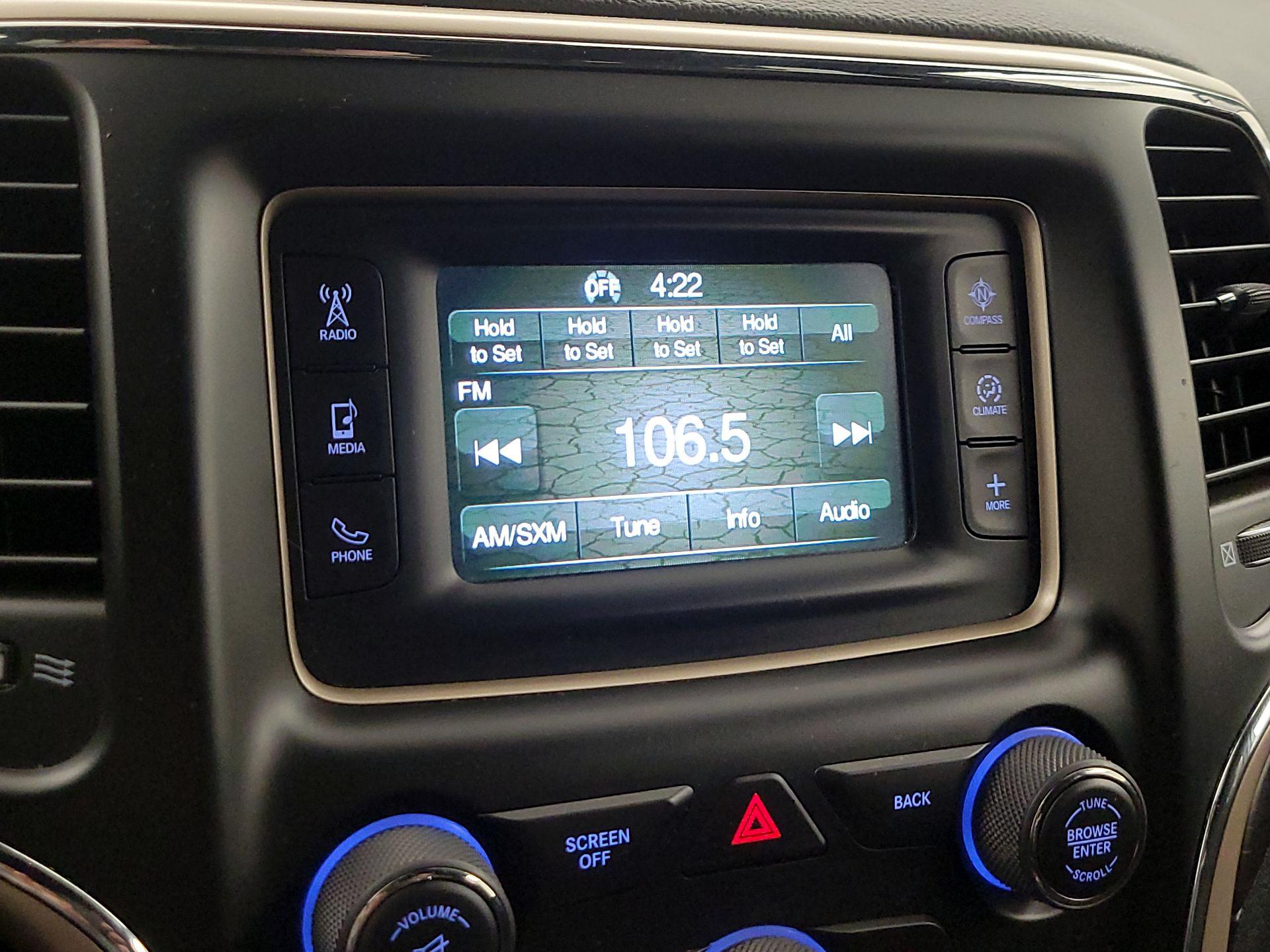 Thumbnail: 2016 Jeep Grand Cherokee - 14