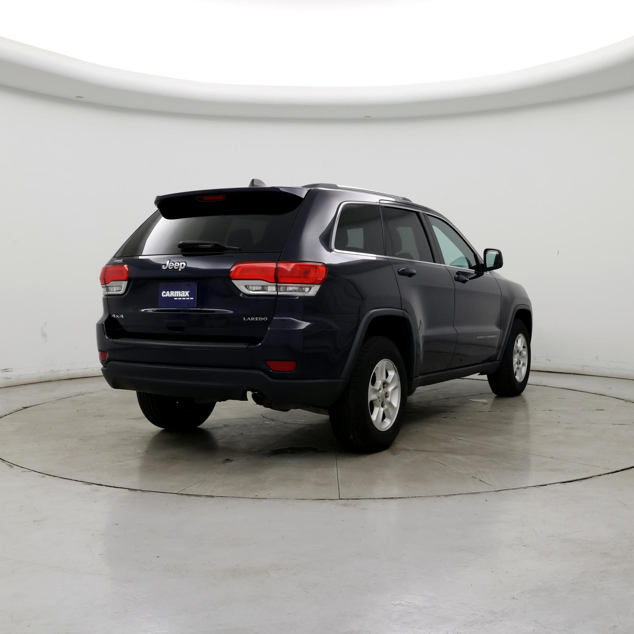 Thumbnail: 2016 Jeep Grand Cherokee - 8