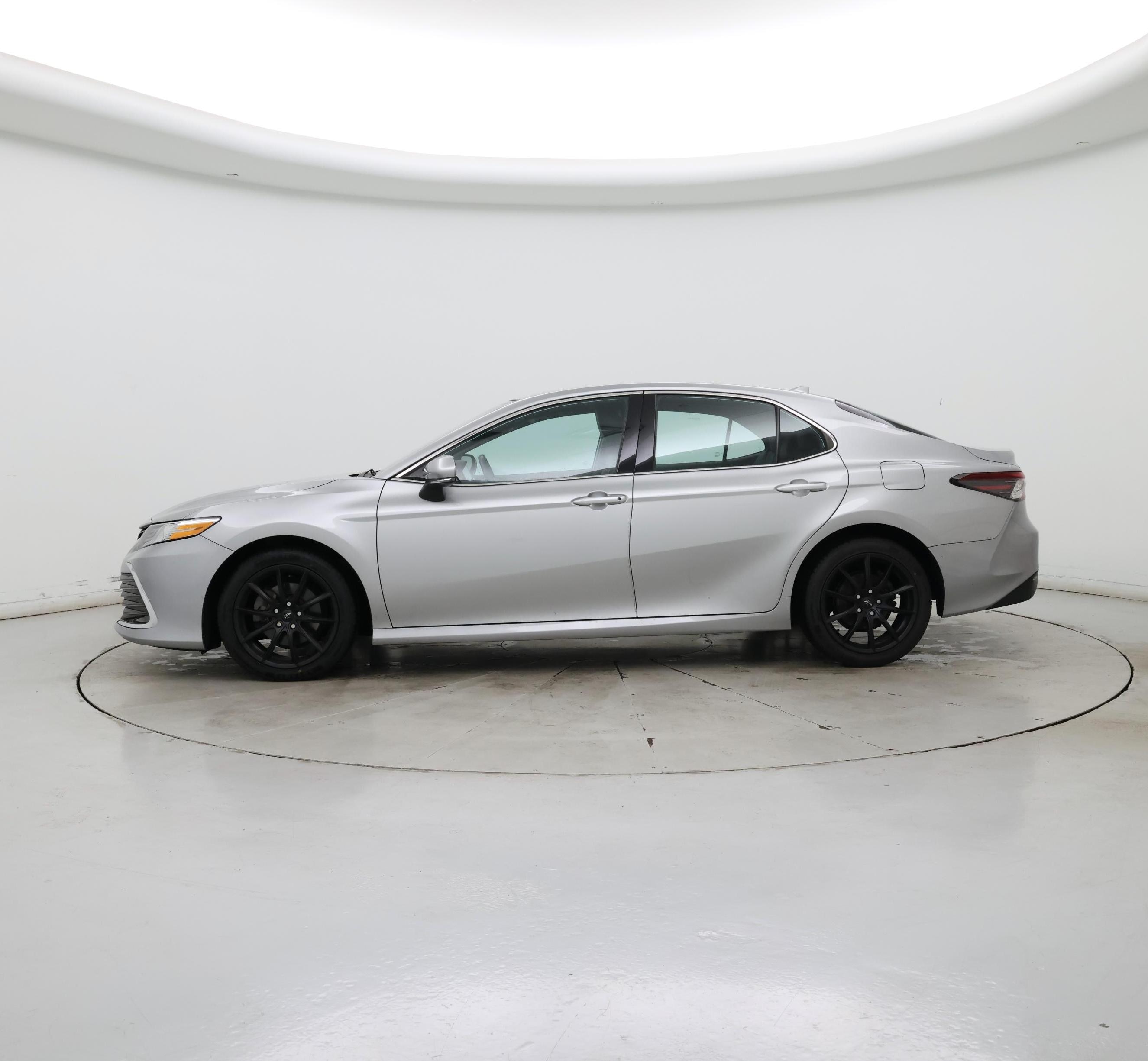 Thumbnail: 2022 Toyota Camry - 3