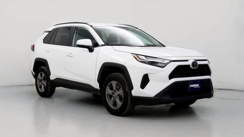 2022 Toyota RAV4 XLE Hero Image