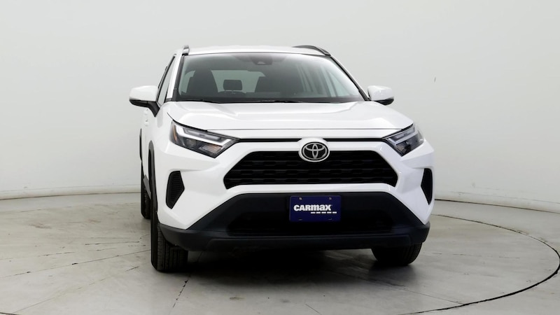 2022 Toyota RAV4 XLE 5