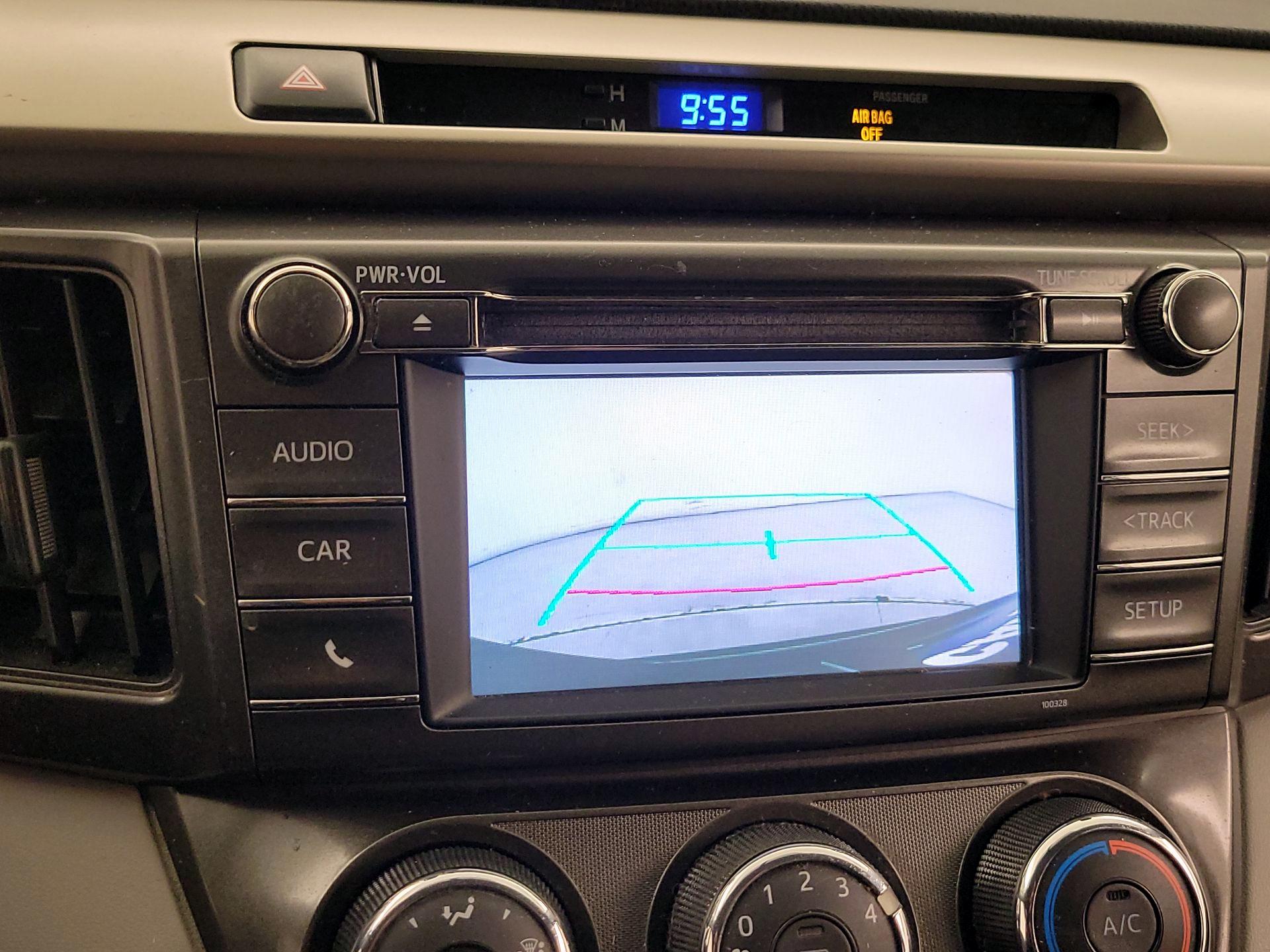 Thumbnail: 2015 Toyota RAV4 - 14