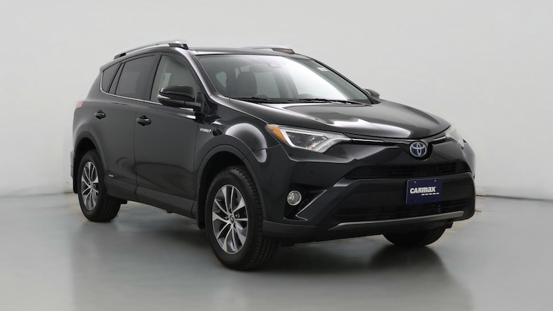 2017 Toyota RAV4 XLE Hero Image