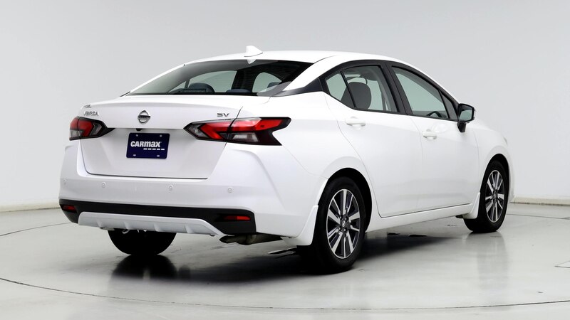 2020 Nissan Versa SV 8