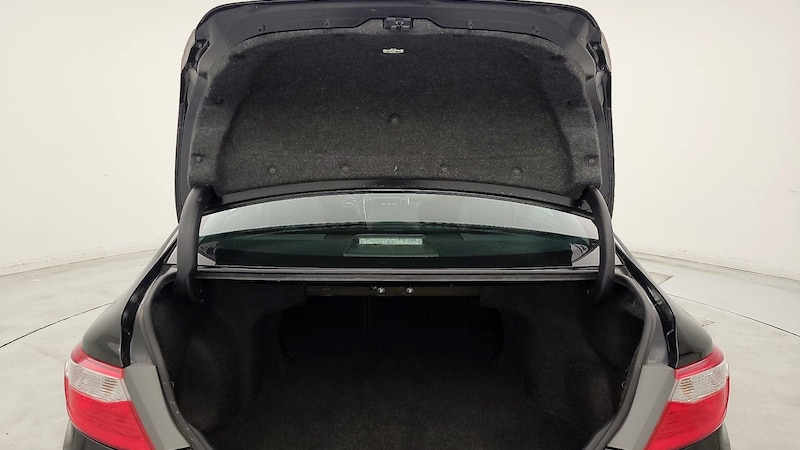 2015 Toyota Camry SE 21