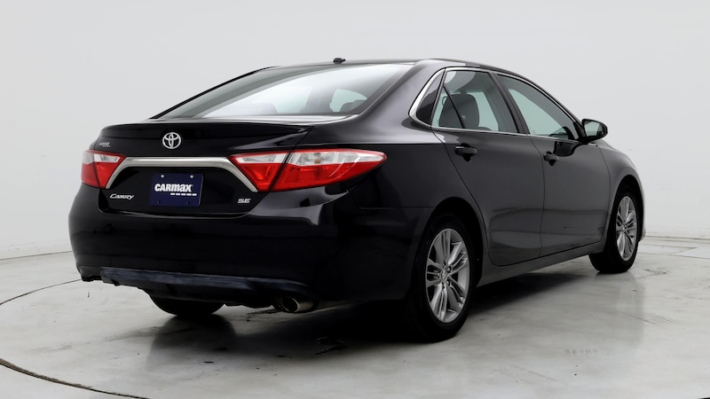 2015 Toyota Camry SE 8