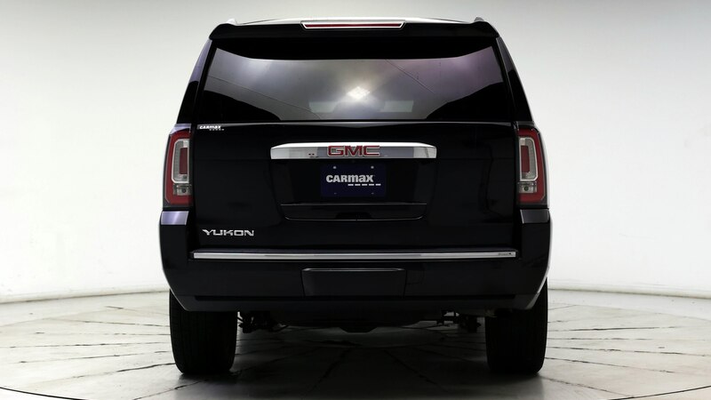 2019 GMC Yukon Denali 6