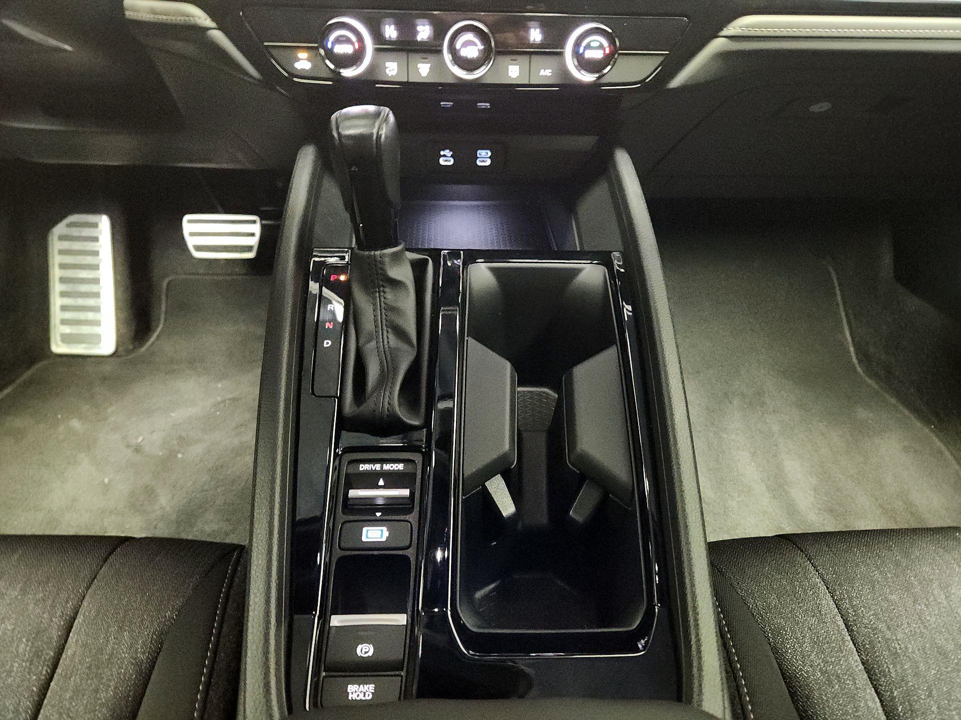 Thumbnail: 2023 Honda Accord - 16