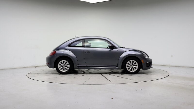 2017 Volkswagen Beetle S 7