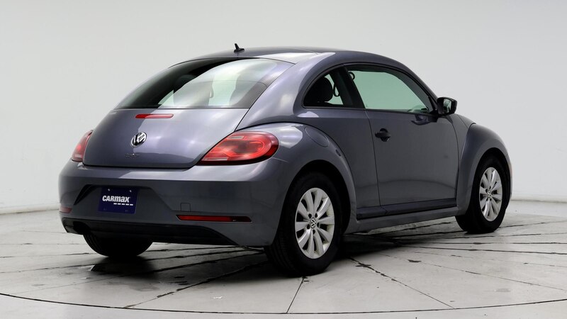 2017 Volkswagen Beetle S 8