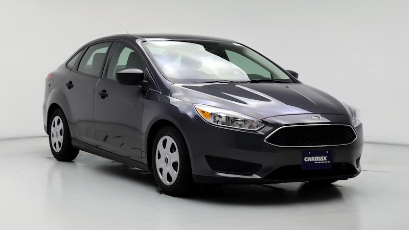 2016 Ford Focus S Hero Image