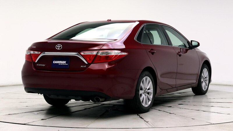 2017 Toyota Camry XLE 8