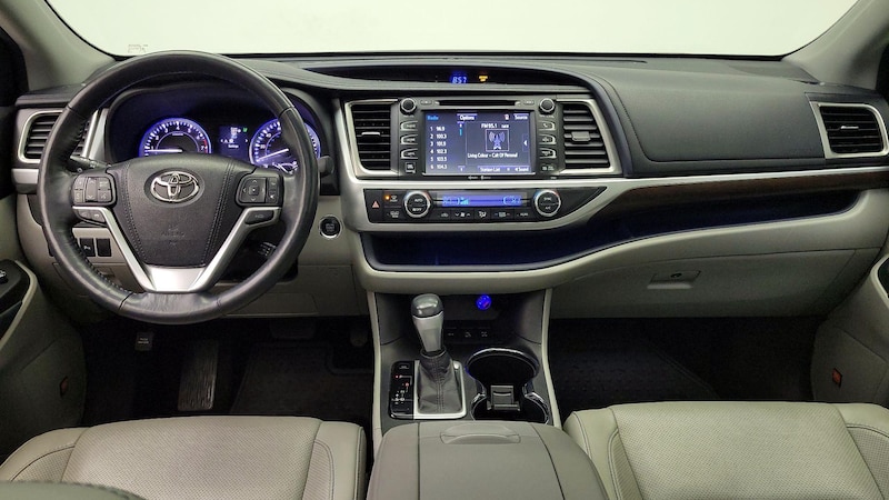 2015 Toyota Highlander Limited Platinum 9