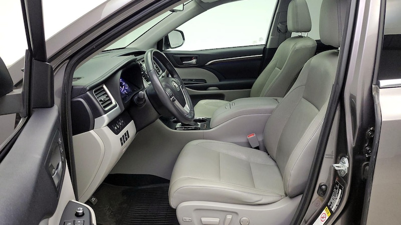 2015 Toyota Highlander Limited Platinum 11