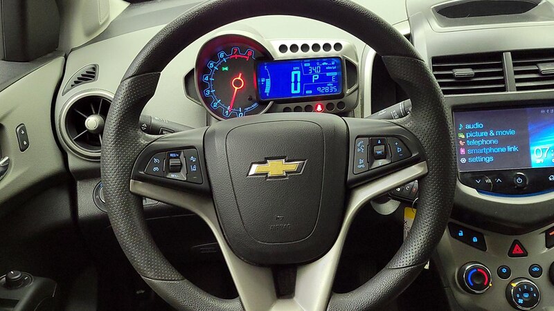 2014 Chevrolet Sonic LT 10