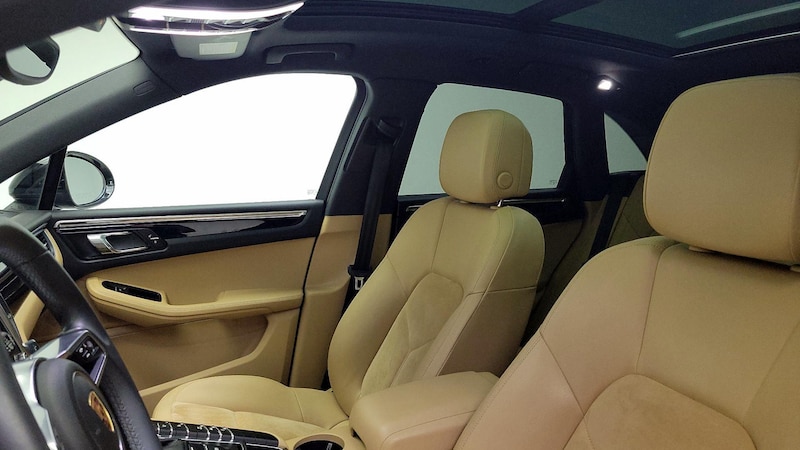 2017 Porsche Macan S 19