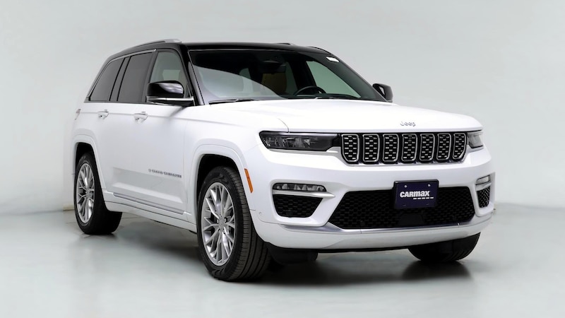 2022 Jeep Grand Cherokee Summit 4xe Hero Image