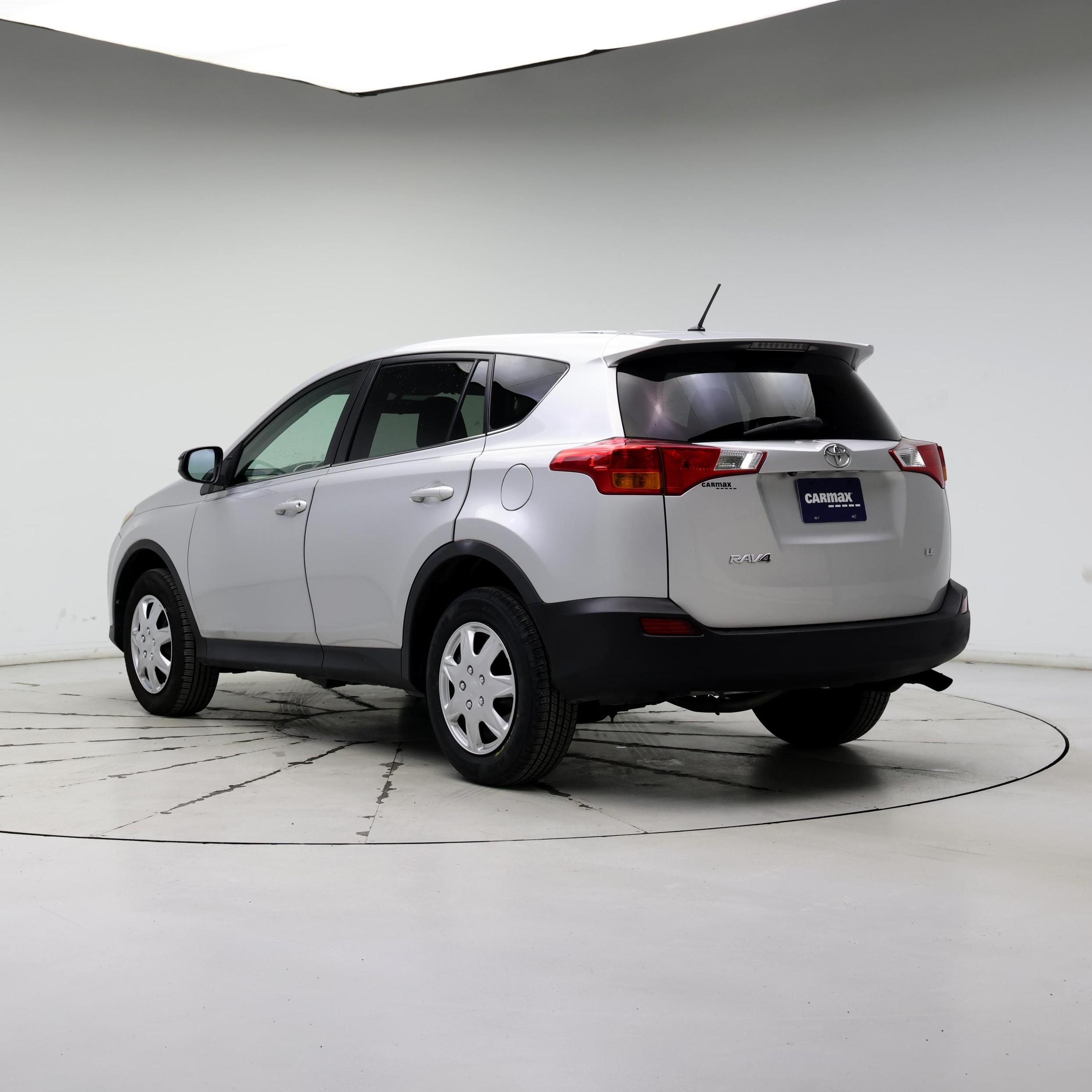 Thumbnail: 2015 Toyota RAV4 - 2