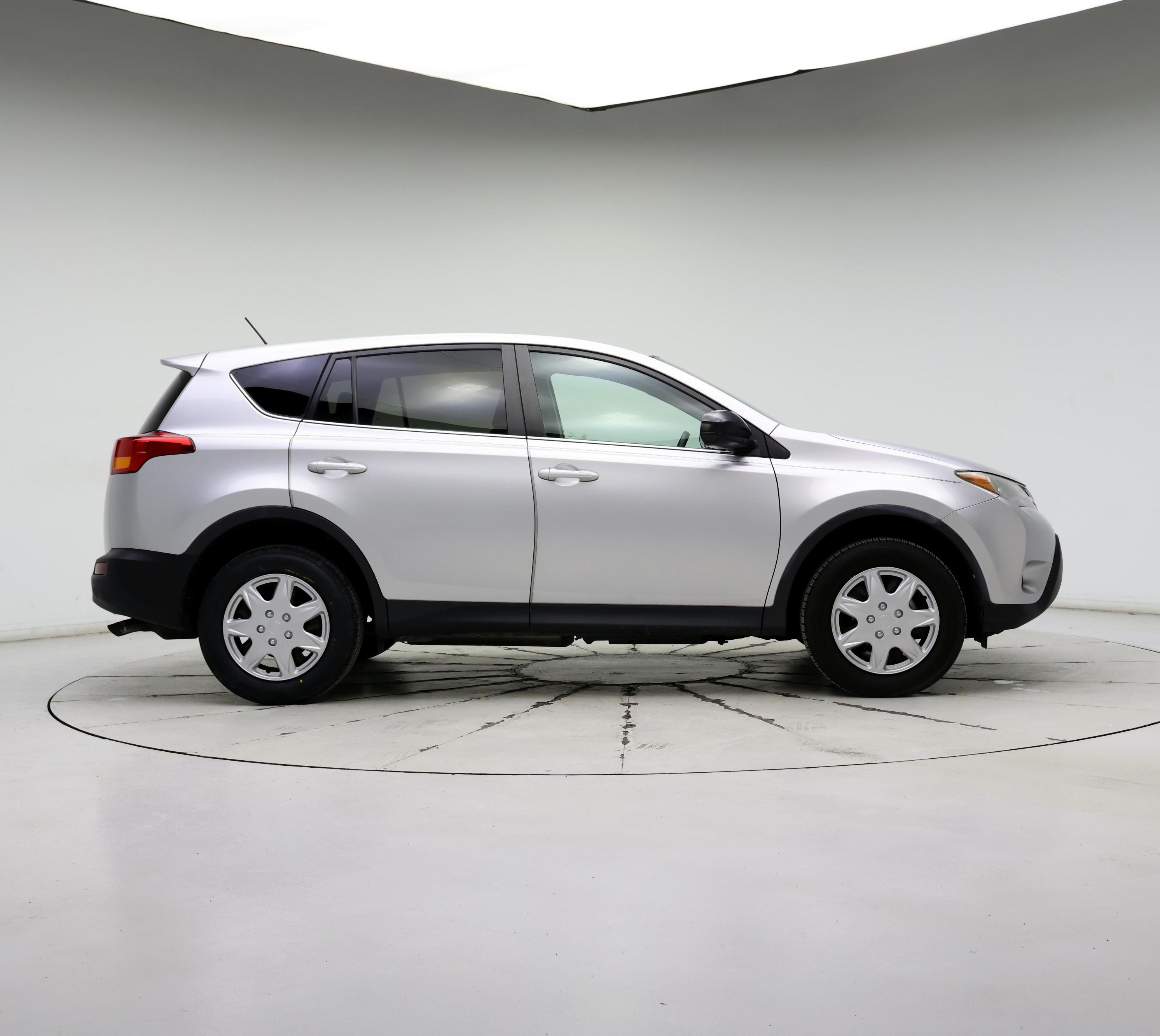 Thumbnail: 2015 Toyota RAV4 - 7