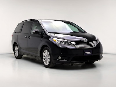 2017 Toyota Sienna Limited -
                Kenosha, WI