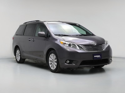 2015 Toyota Sienna XLE -
                Kenosha, WI