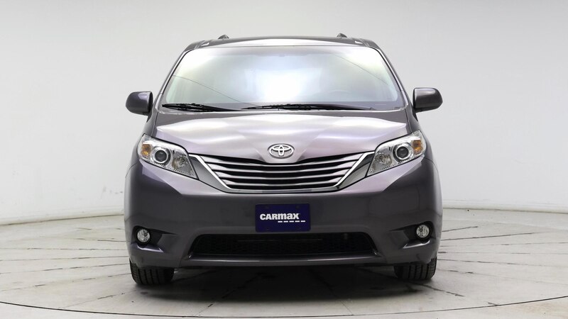 2015 Toyota Sienna XLE 5