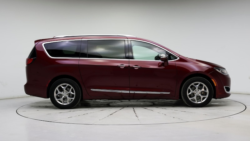 2017 Chrysler Pacifica Limited 7