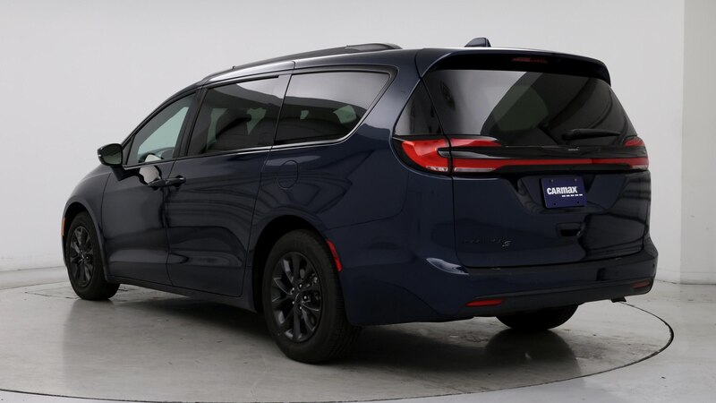 2021 Chrysler Pacifica Touring L 2