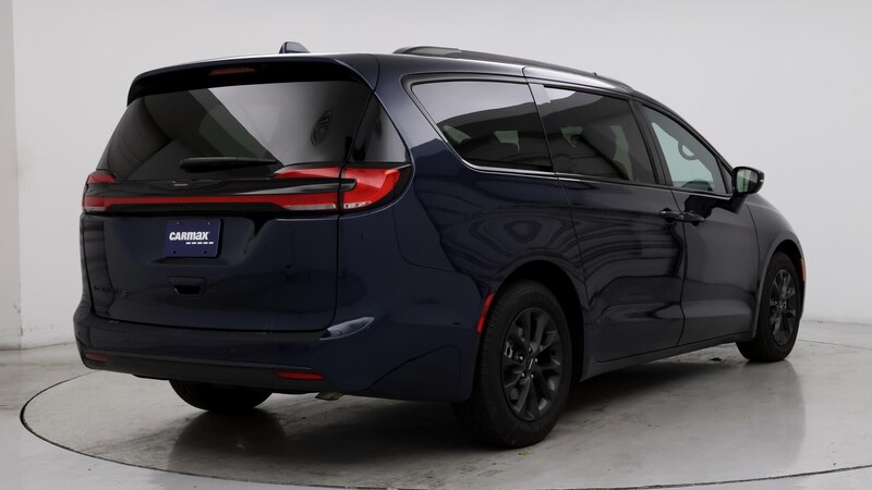 2021 Chrysler Pacifica Touring L 8