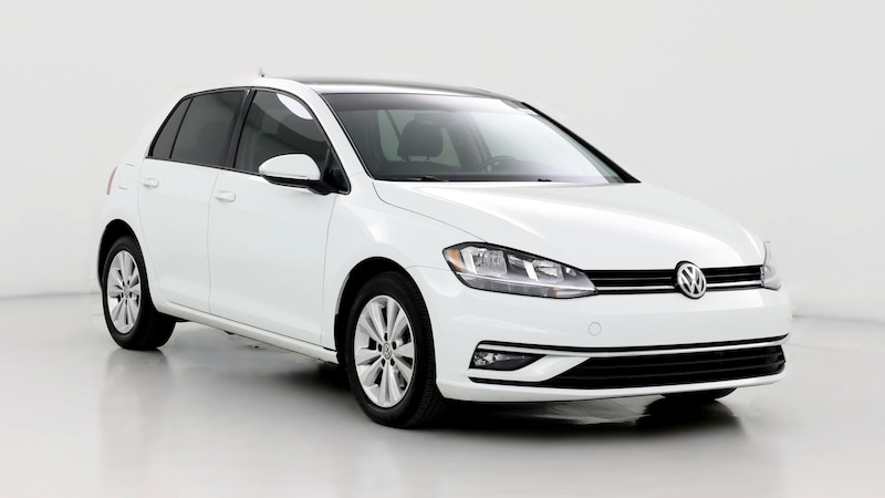 2019 Volkswagen Golf SE Hero Image