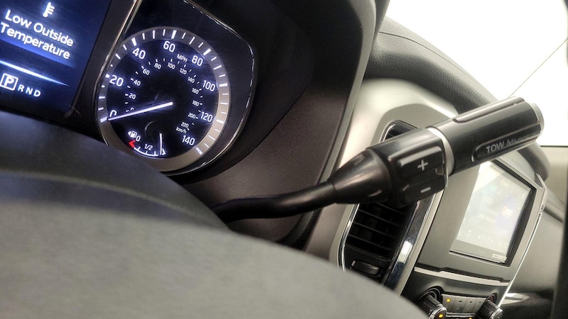 2017 Nissan Titan SV 17
