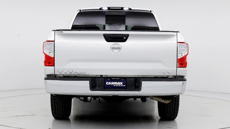 2017 Nissan Titan SV 6