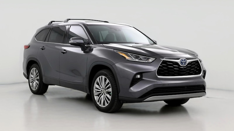 2022 Toyota Highlander Platinum Hero Image