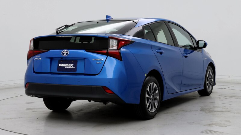 2019 Toyota Prius XLE 8