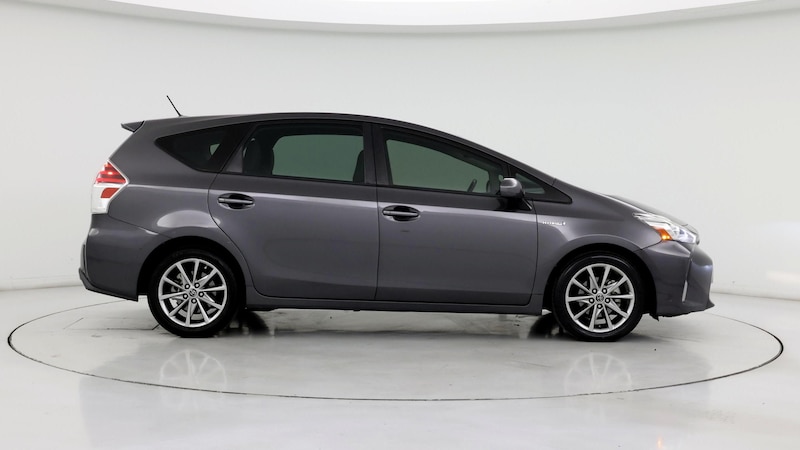 2015 Toyota Prius v Five 7