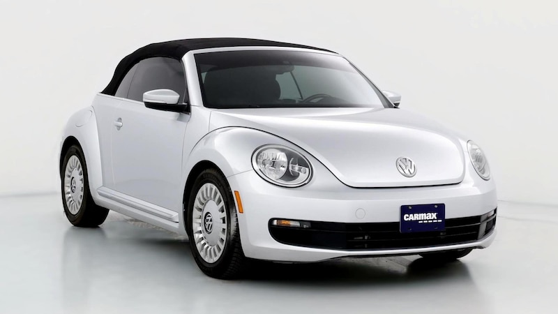 2016 Volkswagen Beetle S Hero Image