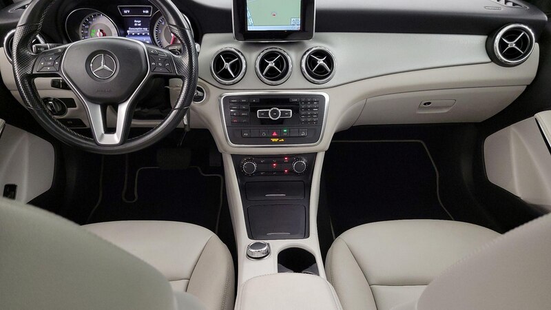 2015 Mercedes-Benz GLA 250 9